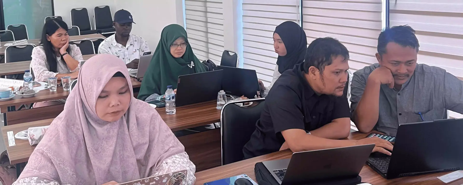 Head of the MSP Study Program at USU Assists Authors in Scopus Writing Bootcamp Batch II